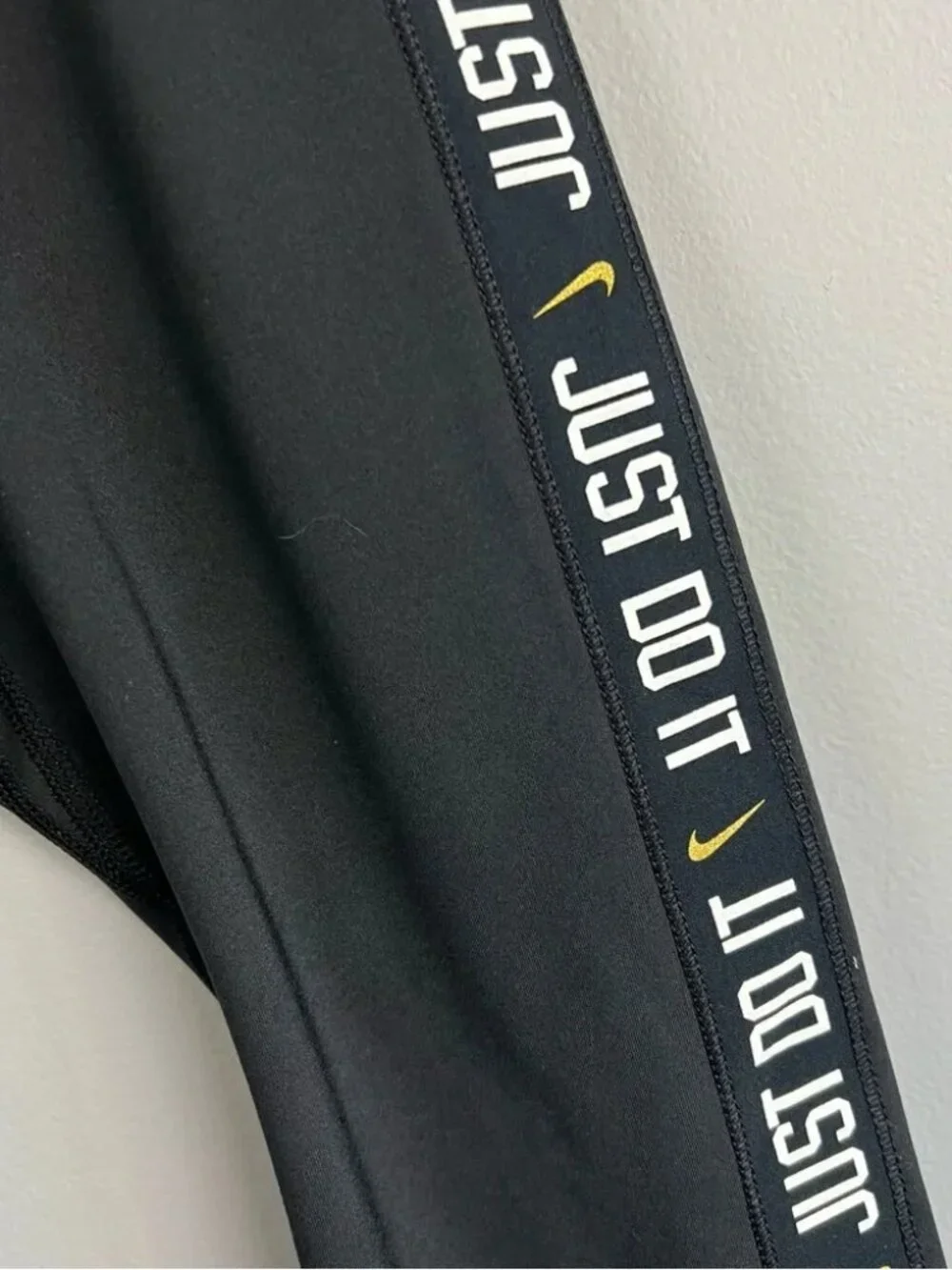 Nike Dri-FIT Just Do It Glitter Cuff 7/8 Leggings Black Size S